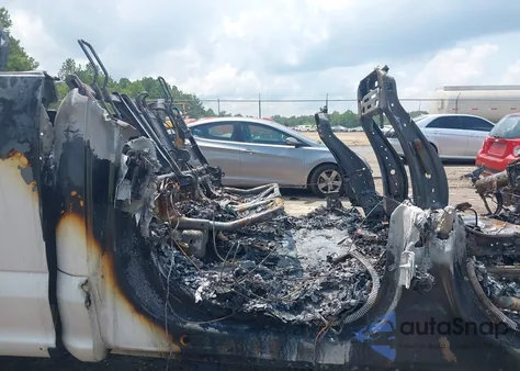 2019 Ford F-250 Platinum z USA, uszkodzony, nr VIN 1FT7W2BT9KED34369